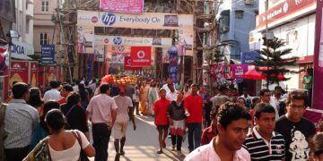 “কলকাতার সেরা শপিং স্পট: দুর্গাপূজার জন্য অপরিহার্য গাইড”
